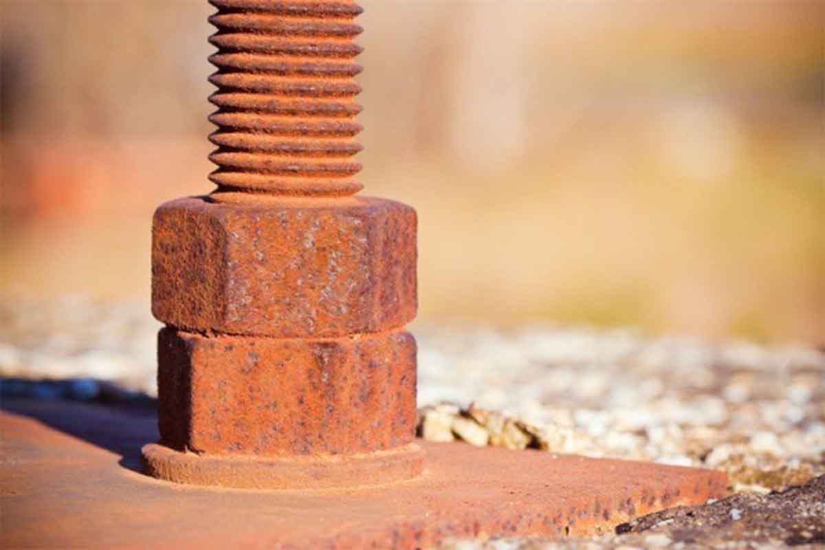 maintenance of metals after drilling; Metal rust
