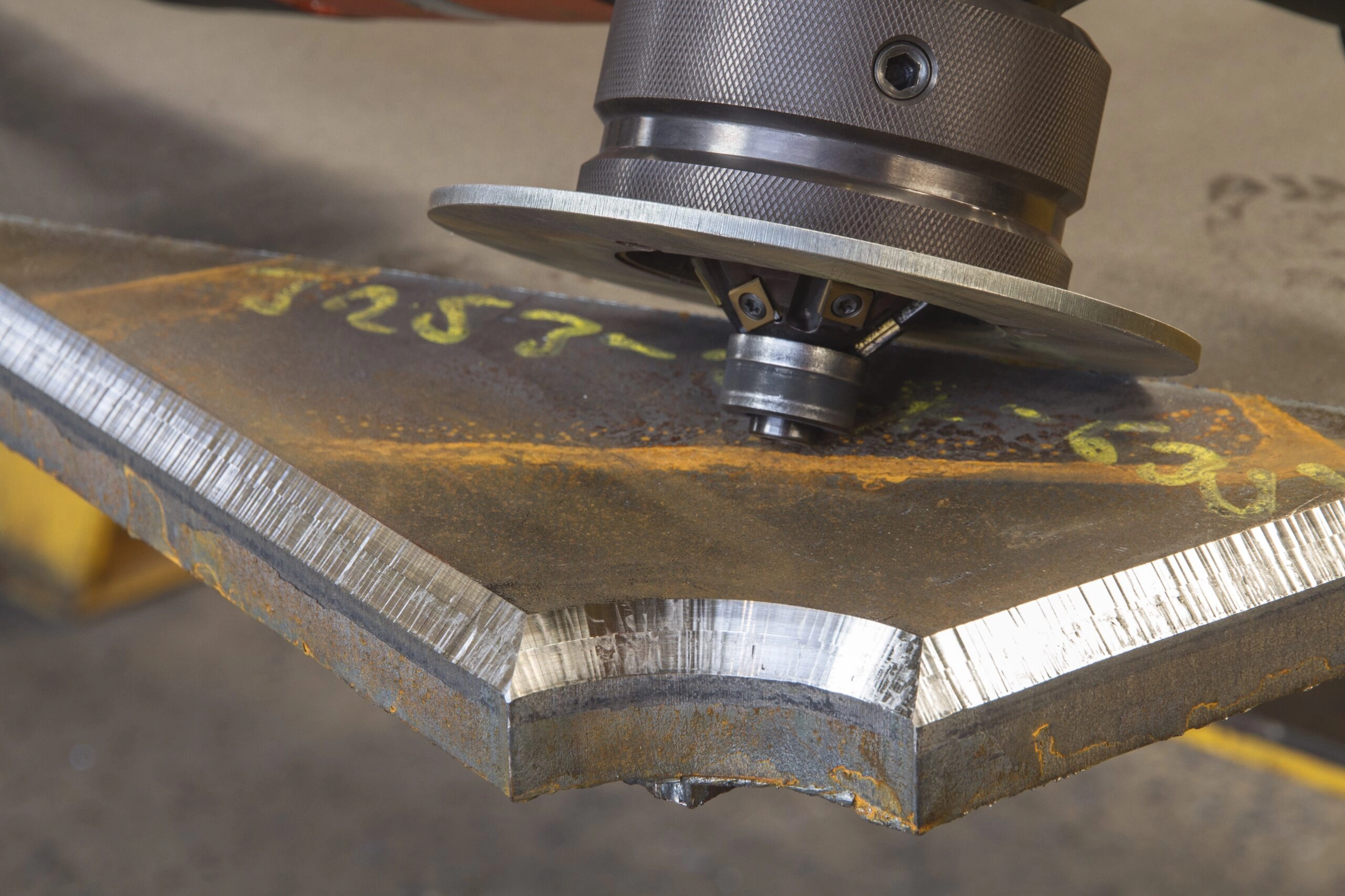 Maintenance and troubleshooting of the beveling machine