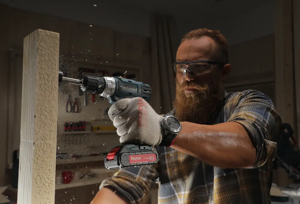 Advantages of Cordless Drills in Professional and Home Applications